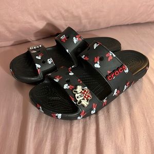 ✨ Crocs Classic Sandal - Minnie Mouse - Disney World ✨